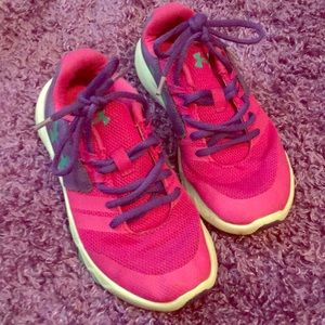 Girls size 2 under armour shoes